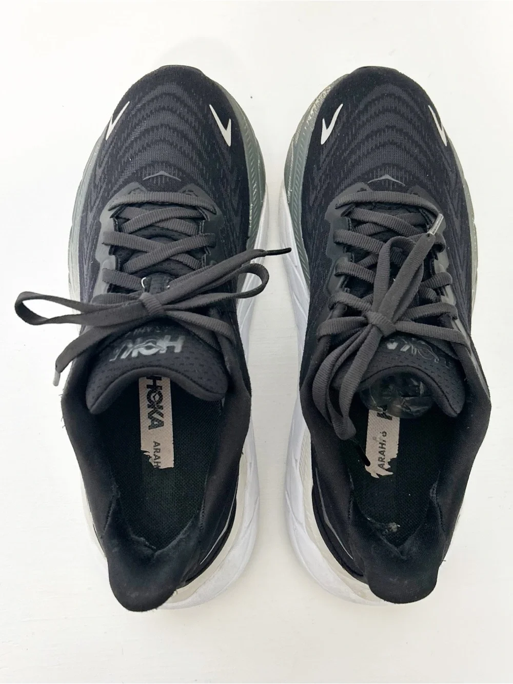 HOKA Arahi 6 Women's Running Shoes black
